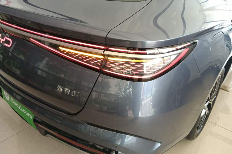 Used BYD Seal 07 DM-i 2025 DM-i 1.5L 125km Elite Model Right Rear Taillight