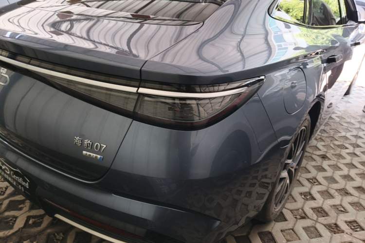 Used BYD Seal 07 DM-i 2025 Intelligent Driving Version DM-i 1.5L 125 km Prestige Edition Right Rear Taillight