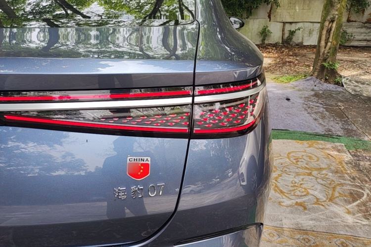Used BYD Seal 07 DM-i 2025 DM-i 1.5L 125km Elite Model Right Rear Taillight