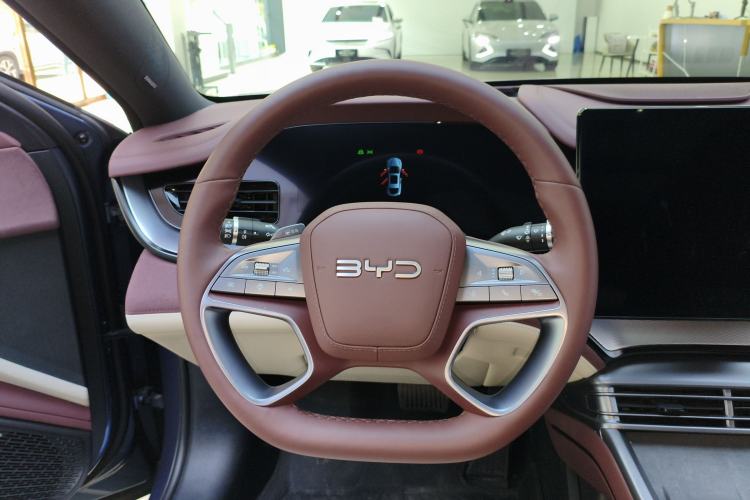 Used BYD Seal 07 DM-i 2025 Intelligent Driving Version DM-i 1.5L 125 km Prestige Edition Steering Wheel