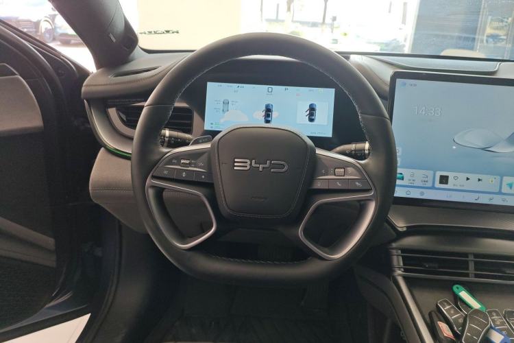 Used BYD Seal 07 DM-i 2025 Intelligent Driving Version DM-i 1.5T 125 km Range Flagship Edition Steering Wheel