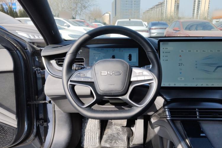 Used BYD Seal 07 DM-i 2025 Intelligent Driving Version DM-i 1.5L 125 km Prestige Edition Steering Wheel