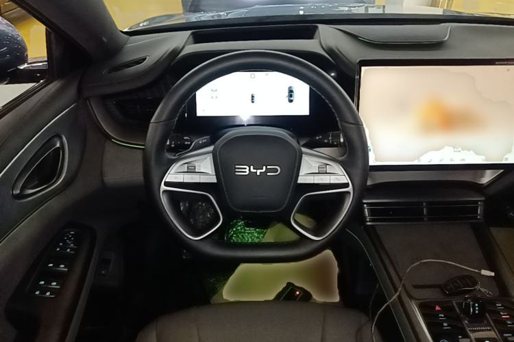 Used BYD Seal 07 DM-i 2025 Intelligent Driving Version DM-i 1.5L 125 km Prestige Edition Steering Wheel