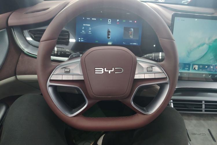 Used BYD Seal 07 DM-i 2025 Intelligent Driving Version DM-i 1.5L 125 km Luxury Edition Steering Wheel