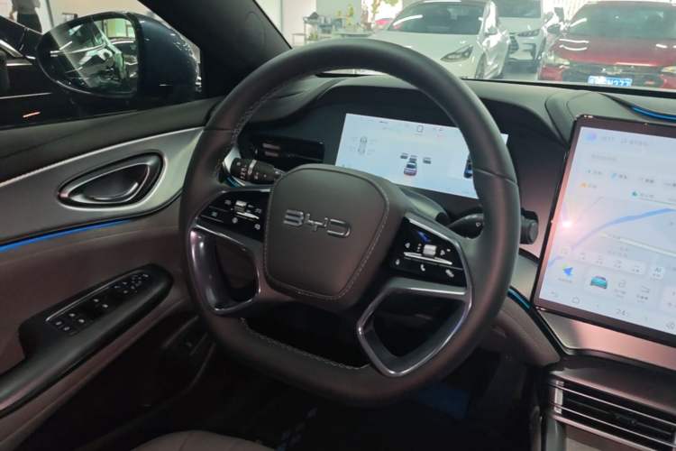 Used BYD Seal 07 DM-i 2025 DM-i 1.5L 125km Luxury Model Steering Wheel