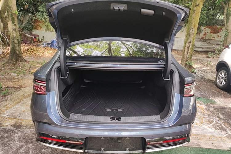 Used BYD Seal 07 DM-i 2025 DM-i 1.5L 125km Elite Model Trunk