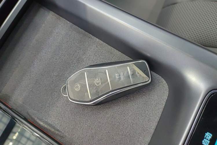 Used BYD Seal 07 DM-i 2025 DM-i 1.5T 125km Flagship Model Vehicle Key