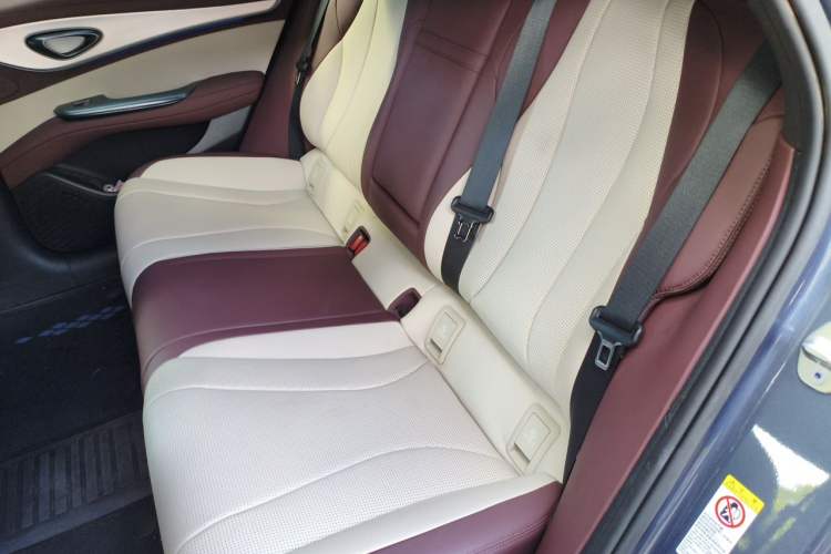 Used BYD Seal 07 DM-i 2025 DM-i 1.5L 125km Luxury Model Left Rear Seat