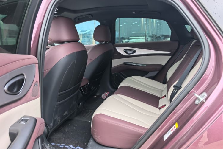 Used BYD Seal 07 DM-i 2025 Intelligent Driving Version DM-i 1.5L 125 km Prestige Edition Headliner