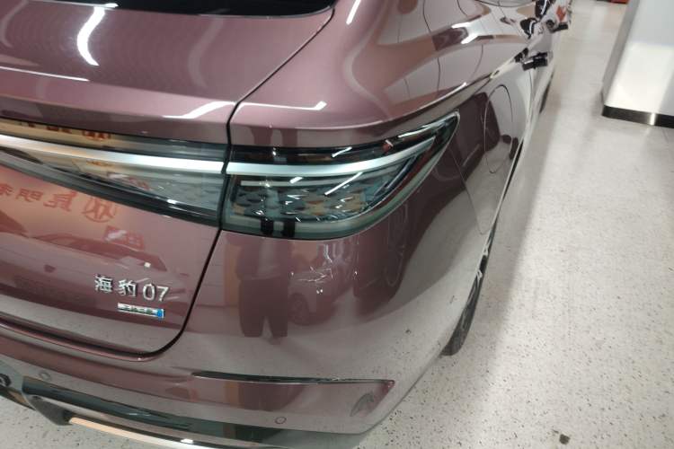 Used BYD Seal 07 DM-i 2025 DM-i 1.5T 125km Flagship Model Right Rear Taillight