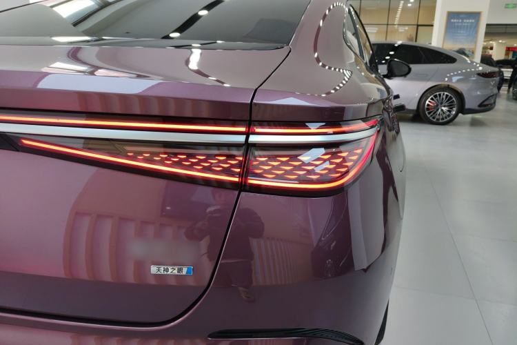 Used BYD Seal 07 DM-i 2025 DM-i 1.5L 125km Elite Model Right Rear Taillight