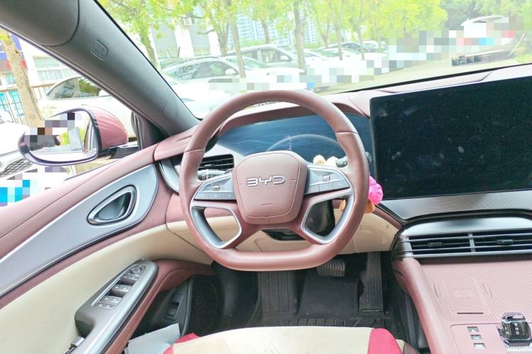 Used BYD Seal 07 DM-i 2025 Intelligent Driving Version DM-i 1.5L 125 km Luxury Edition Steering Wheel