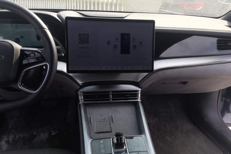 Used BYD Seal 07 DM-i 2025 Intelligent Driving Version DM-i 1.5L 125 km Prestige Edition Audio And AC Panel