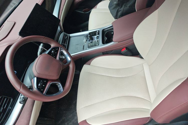 Used BYD Seal 07 DM-i 2025 DM-i 1.5L 125km Luxury Model Driver Seat