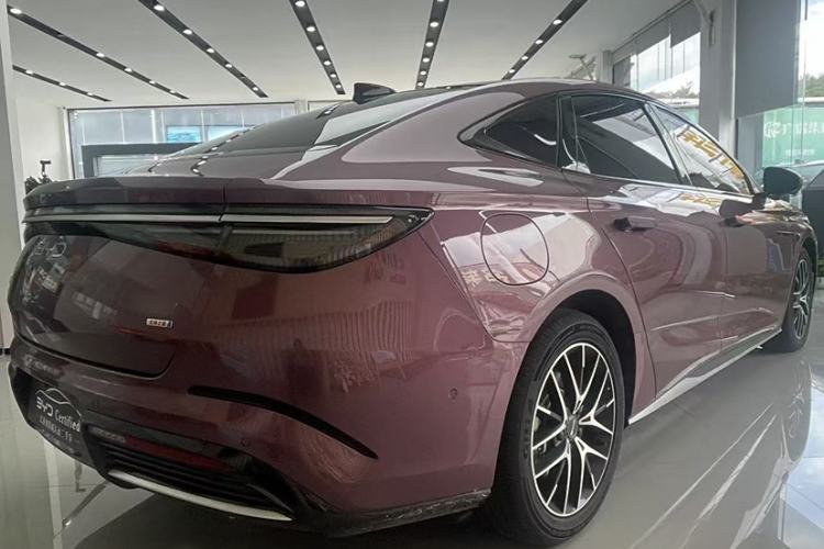Used BYD Seal 07 DM-i 2025 Intelligent Driving Version DM-i 1.5L 125 km Prestige Edition Exterior 4