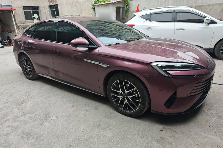Used BYD Seal 07 DM-i 2025 DM-i 1.5L 125km Luxury Model Front Right 45 Deg