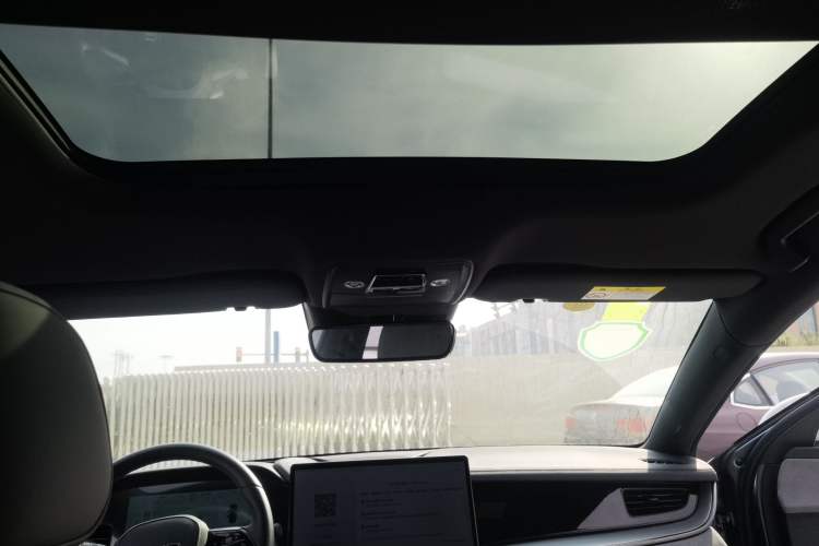 Used BYD Seal 07 DM-i 2025 Intelligent Driving Version DM-i 1.5L 125 km Prestige Edition Headliner