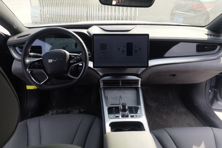 Used BYD Seal 07 DM-i 2025 Intelligent Driving Version DM-i 1.5L 125 km Prestige Edition Interior 2