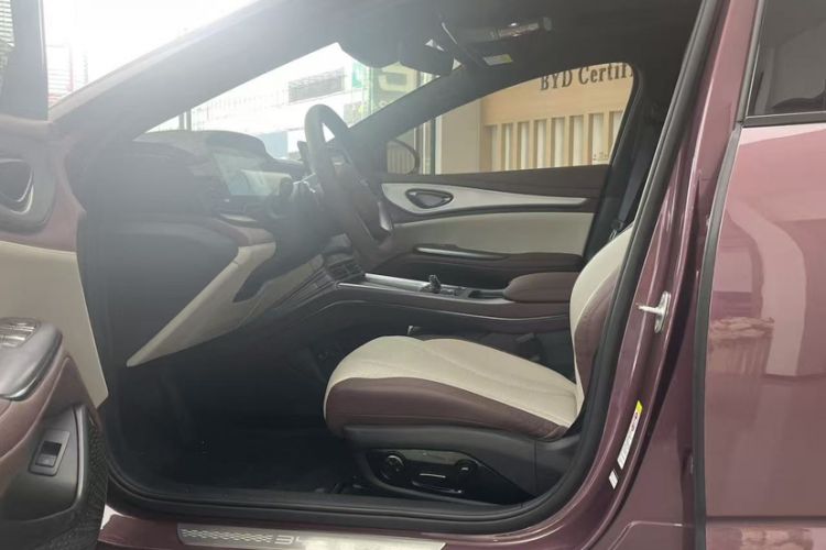 Used BYD Seal 07 DM-i 2025 Intelligent Driving Version DM-i 1.5L 125 km Prestige Edition Interior 3