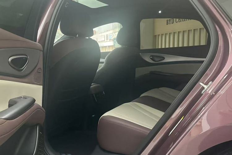 Used BYD Seal 07 DM-i 2025 Intelligent Driving Version DM-i 1.5L 125 km Prestige Edition Interior 4