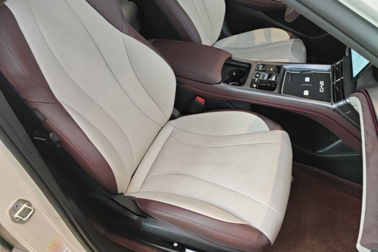 Used BYD Seal 07 DM-i 2025 DM-i 1.5L 125km Prestige Model Right Front Seat