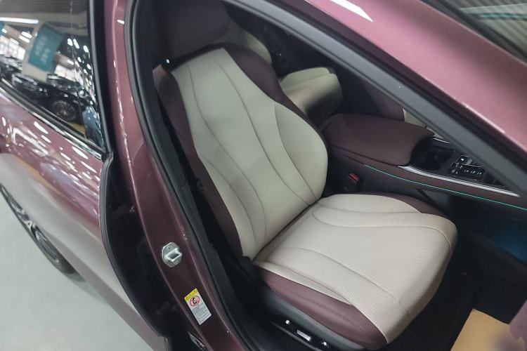 Used BYD Seal 07 DM-i 2025 DM-i 1.5L 125km Prestige Model Right Front Seat