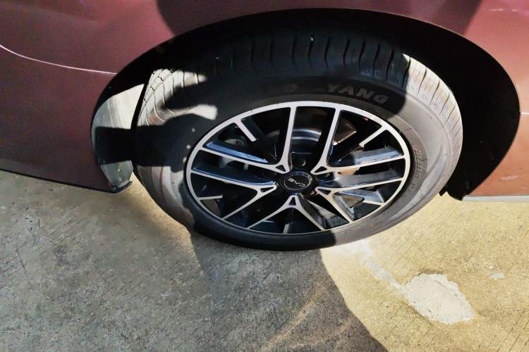Used BYD Seal 07 DM-i 2025 DM-i 1.5L 70km Elite Model Right Rear Wheel Hub