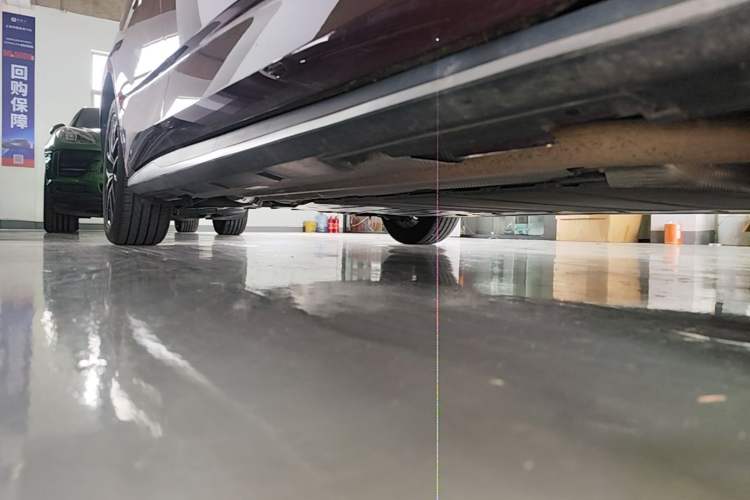 Used BYD Seal 07 DM-i 2025 DM-i 1.5T 125km Flagship Model Right Side Sill