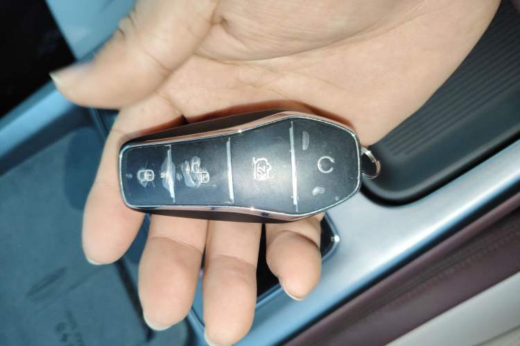 Used BYD Seal 07 DM-i 2025 Intelligent Driving Version DM-i 1.5L 125 km Prestige Edition Vehicle Key