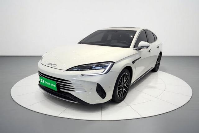 Ojetý BYD Seal 07 DM-i 2025 Intelligent Driving Version DM-i 1.5L 125 km Prestige Edition
