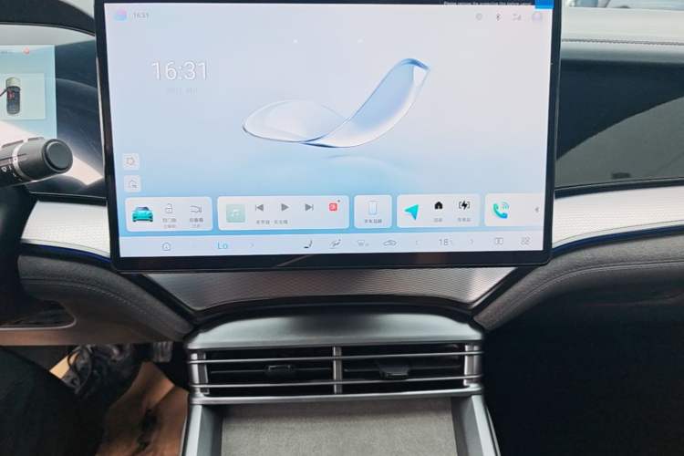 Used BYD Seal 07 DM-i 2025 Intelligent Driving Version DM-i 1.5L 125 km Luxury Edition Audio And AC Panel