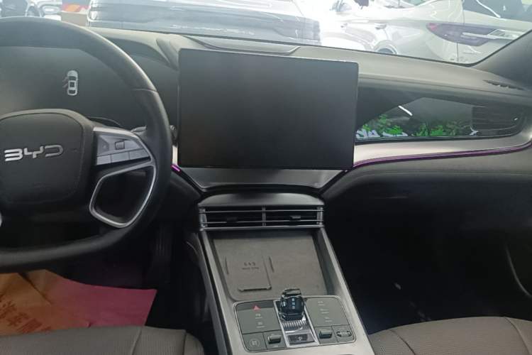 Used BYD Seal 07 DM-i 2025 Intelligent Driving Version DM-i 1.5L 125 km Luxury Edition Audio And AC Panel