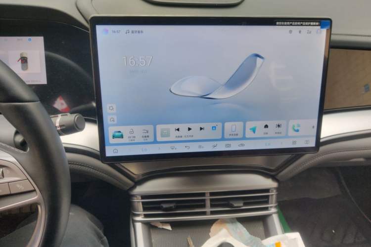 Used BYD Seal 07 DM-i 2025 DM-i 1.5L 125km Elite Model Audio And AC Panel