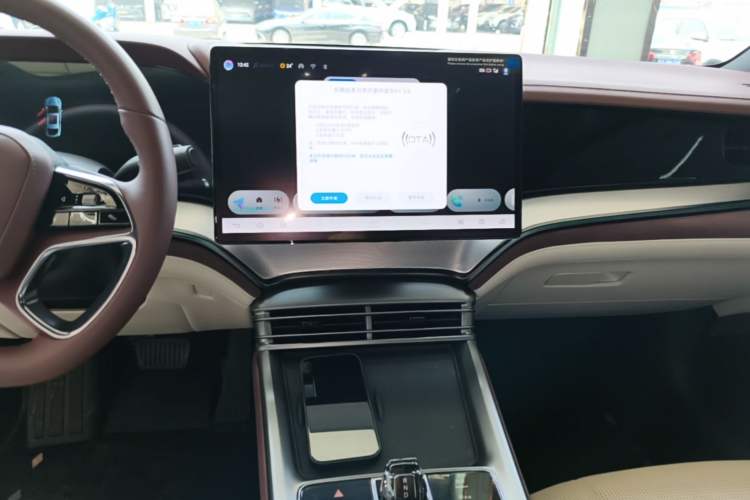 Used BYD Seal 07 DM-i 2025 DM-i 1.5L 125km Luxury Model Audio And AC Panel