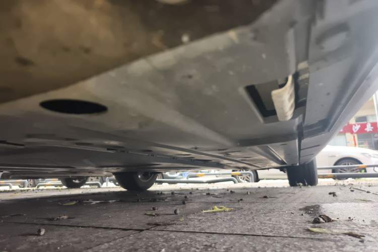 Used BYD Seal 07 DM-i 2025 DM-i 1.5L 125km Luxury Model Chassis Front Left