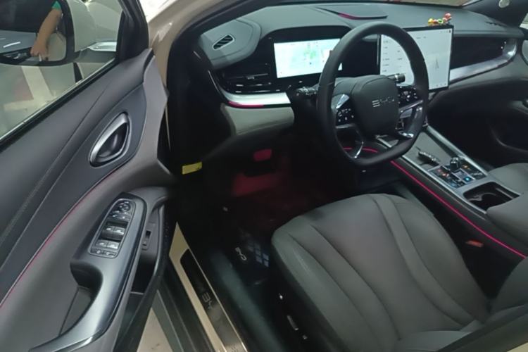 Used BYD Seal 07 DM-i 2025 DM-i 1.5L 125km Luxury Model Driver Seat