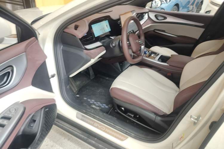 Used BYD Seal 07 DM-i 2025 Intelligent Driving Version DM-i 1.5L 125 km Prestige Edition Driver Seat
