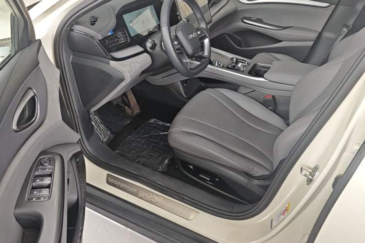 Used BYD Seal 07 DM-i 2025 DM-i 1.5L 125km Prestige Model Driver Seat