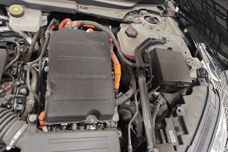 Used BYD Seal 07 DM-i 2025 DM-i 1.5L 125km Prestige Model Engine Bay Left
