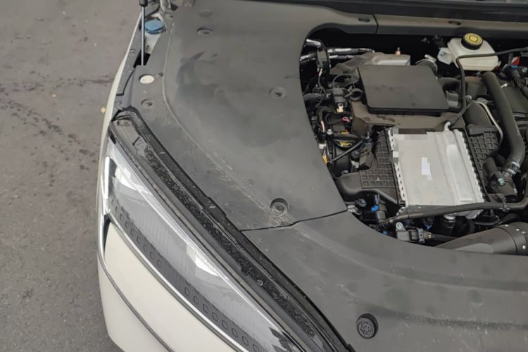 Used BYD Seal 07 DM-i 2025 Intelligent Driving Version DM-i 1.5T 125 km Range Flagship Edition Engine Bay Right