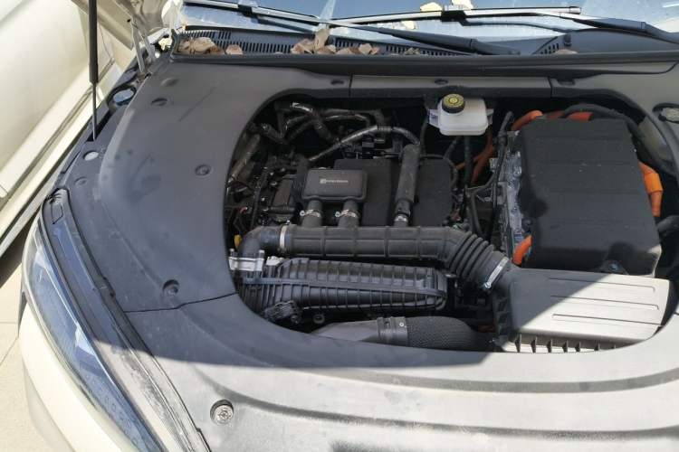 Used BYD Seal 07 DM-i 2025 Intelligent Driving Version DM-i 1.5L 125 km Luxury Edition Engine Bay Right