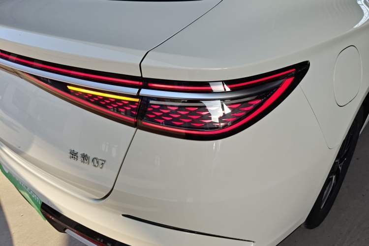Used BYD Seal 07 DM-i 2025 DM-i 1.5L 70km Elite Model Exterior 1