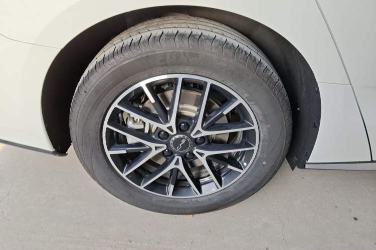 Used BYD Seal 07 DM-i 2025 DM-i 1.5L 70km Elite Model Exterior 3
