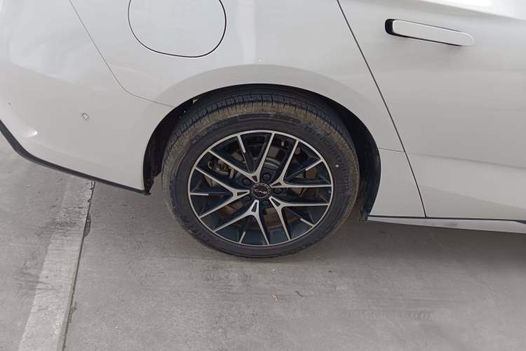 Used BYD Seal 07 DM-i 2025 Intelligent Driving Version DM-i 1.5L 125 km Prestige Edition Exterior 4