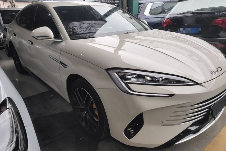 Used BYD Seal 07 DM-i 2025 DM-i 1.5L 125km Elite Model Front Right 45 Deg