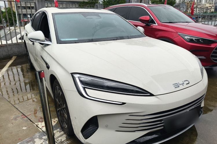 Used BYD Seal 07 DM-i 2025 Intelligent Driving Version DM-i 1.5T 125 km Range Flagship Edition Front Right 45 Deg