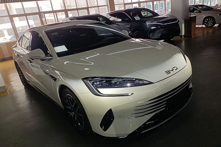 Used BYD Seal 07 DM-i 2025 Intelligent Driving Version DM-i 1.5L 125 km Prestige Edition Front Right 45 Deg