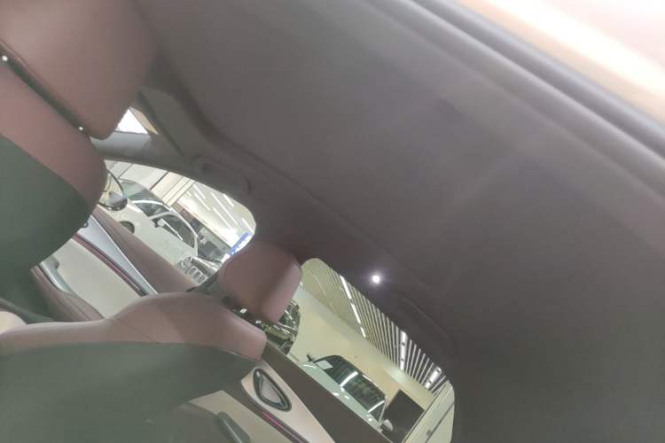 Used BYD Seal 07 DM-i 2025 DM-i 1.5L 125km Luxury Model Headliner