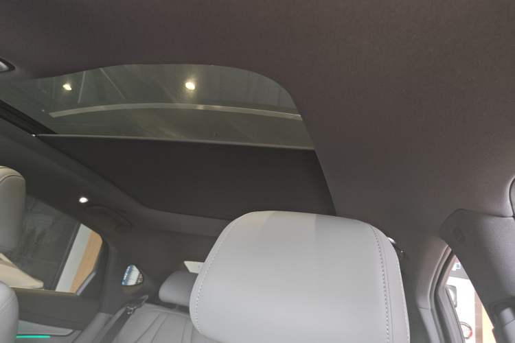 Used BYD Seal 07 DM-i 2025 Intelligent Driving Version DM-i 1.5L 125 km Prestige Edition Headliner