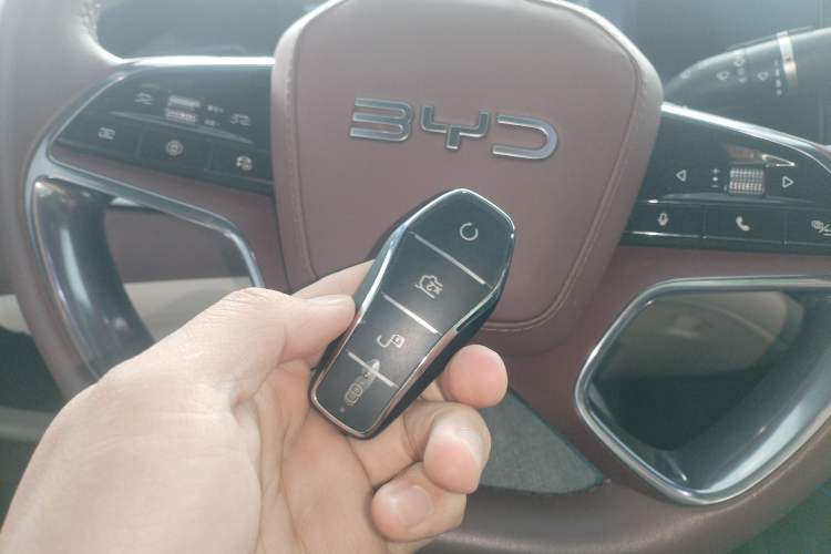 Used BYD Seal 07 DM-i 2025 DM-i 1.5L 125km Luxury Model Interior 1